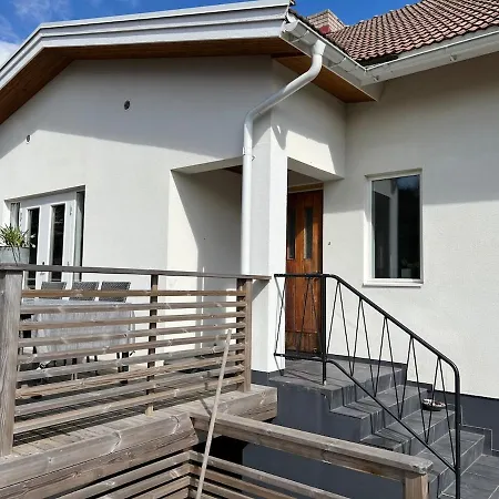 Villa I *